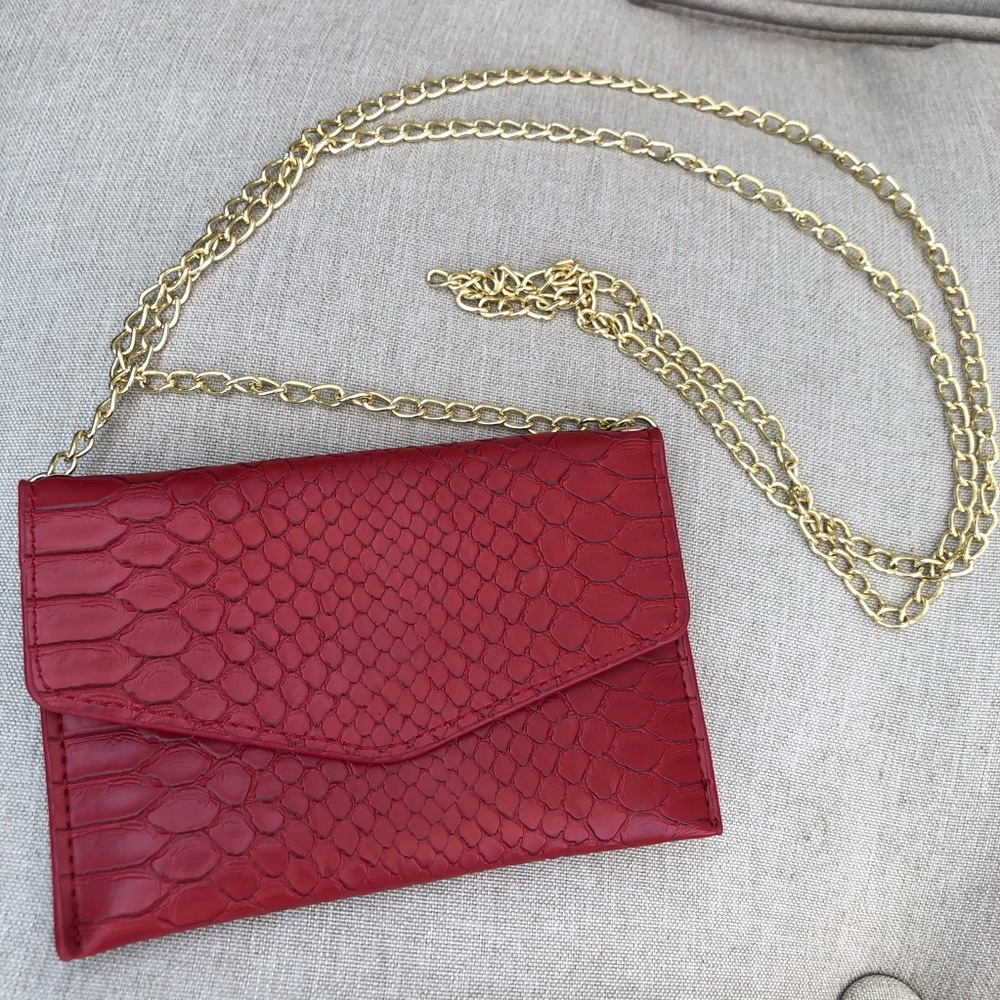 NWOT Ava Kris Python Red Mini Crossbody Wallet